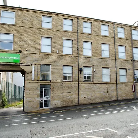 Gloucester House 2*