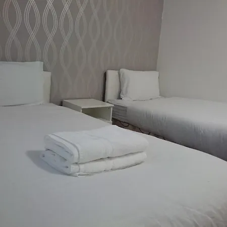 Kro Gloucester House 2*
